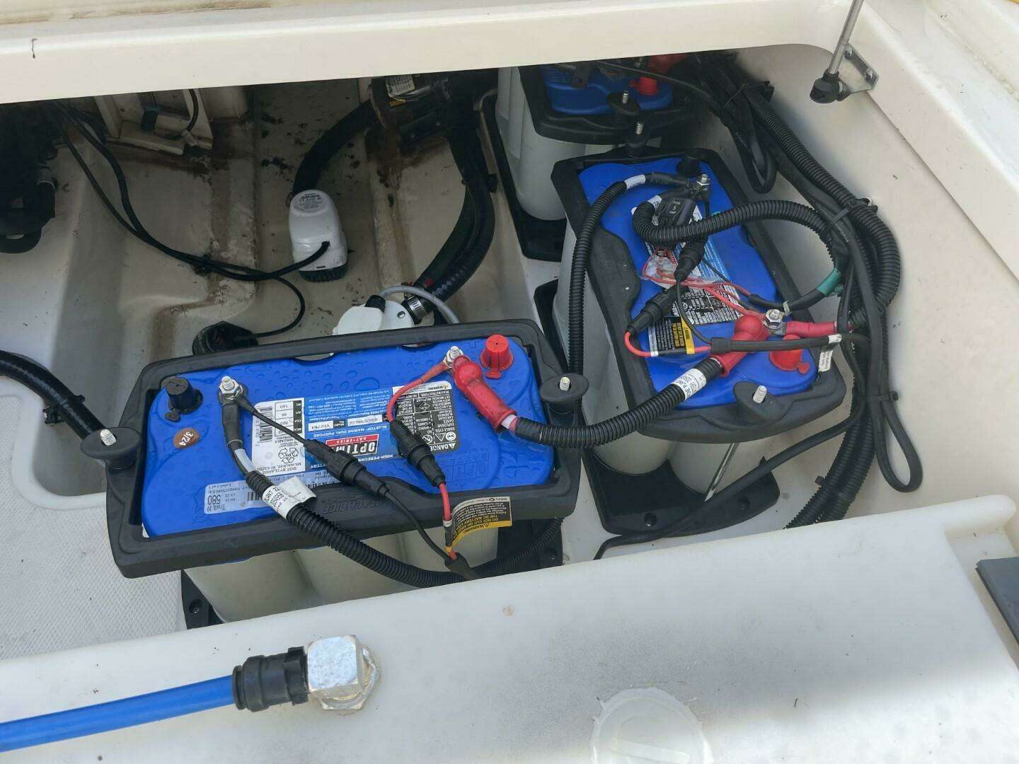 2016 Boston Whaler 270 Vantage - Image 34