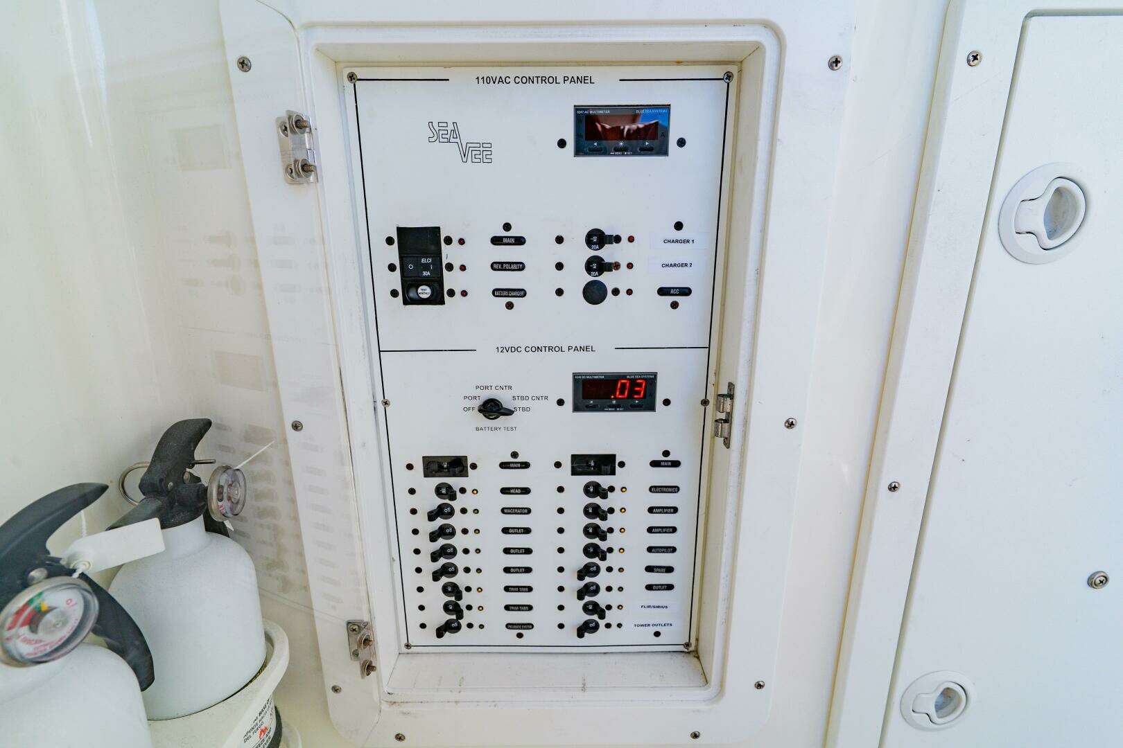 2012 SeaVee 390B - Image 18