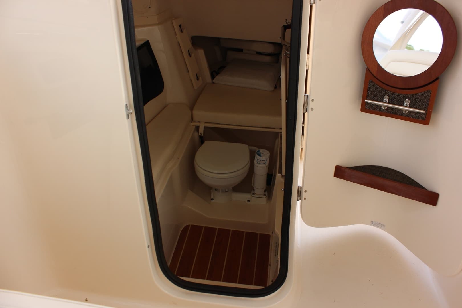 2019 Grady-White — - Image 26