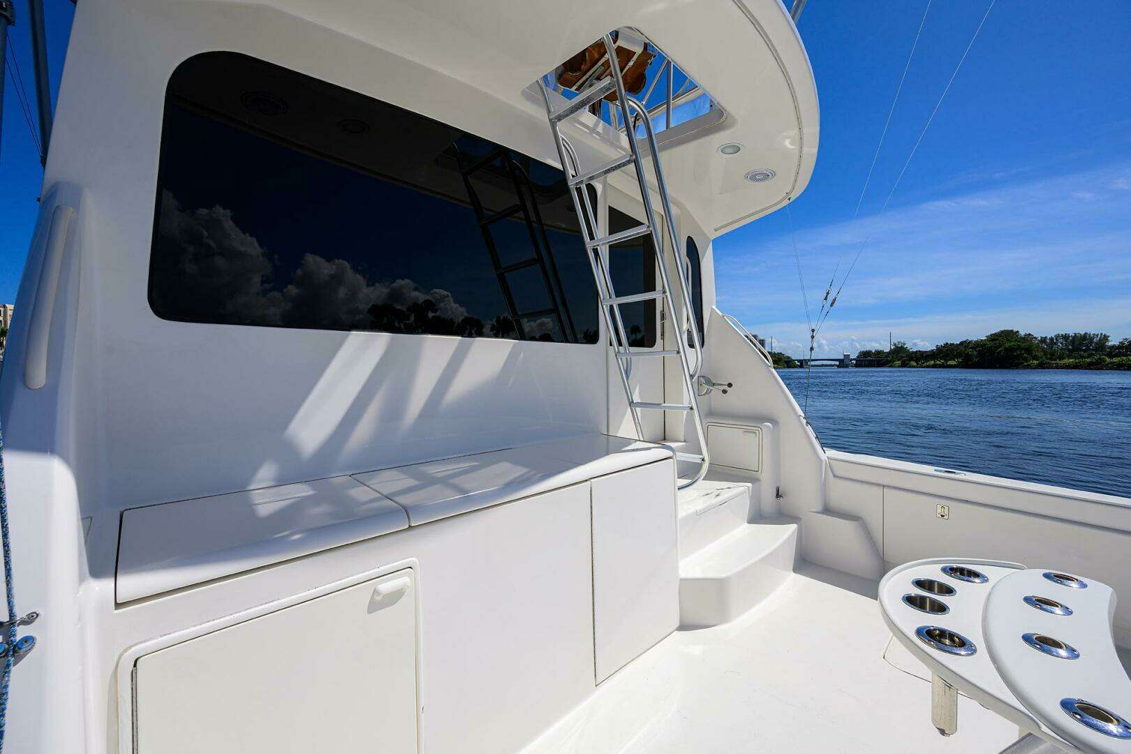 2004 Ocean Yachts 50 Super Sport - Image 22
