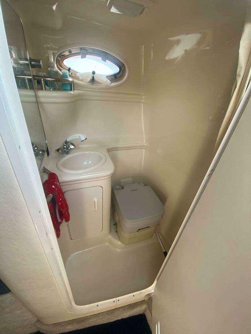 2000 Sea Ray 260 Sundancer - Image 21