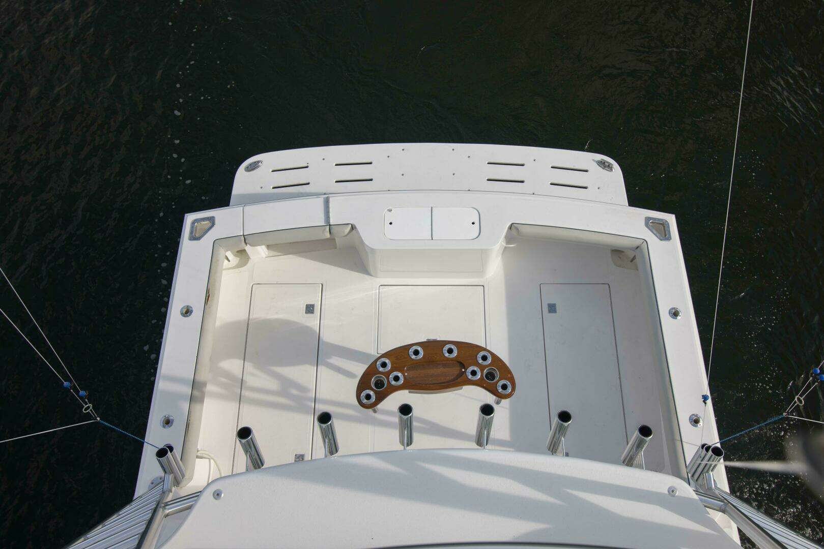2020 Cabo 40 Express - Image 26