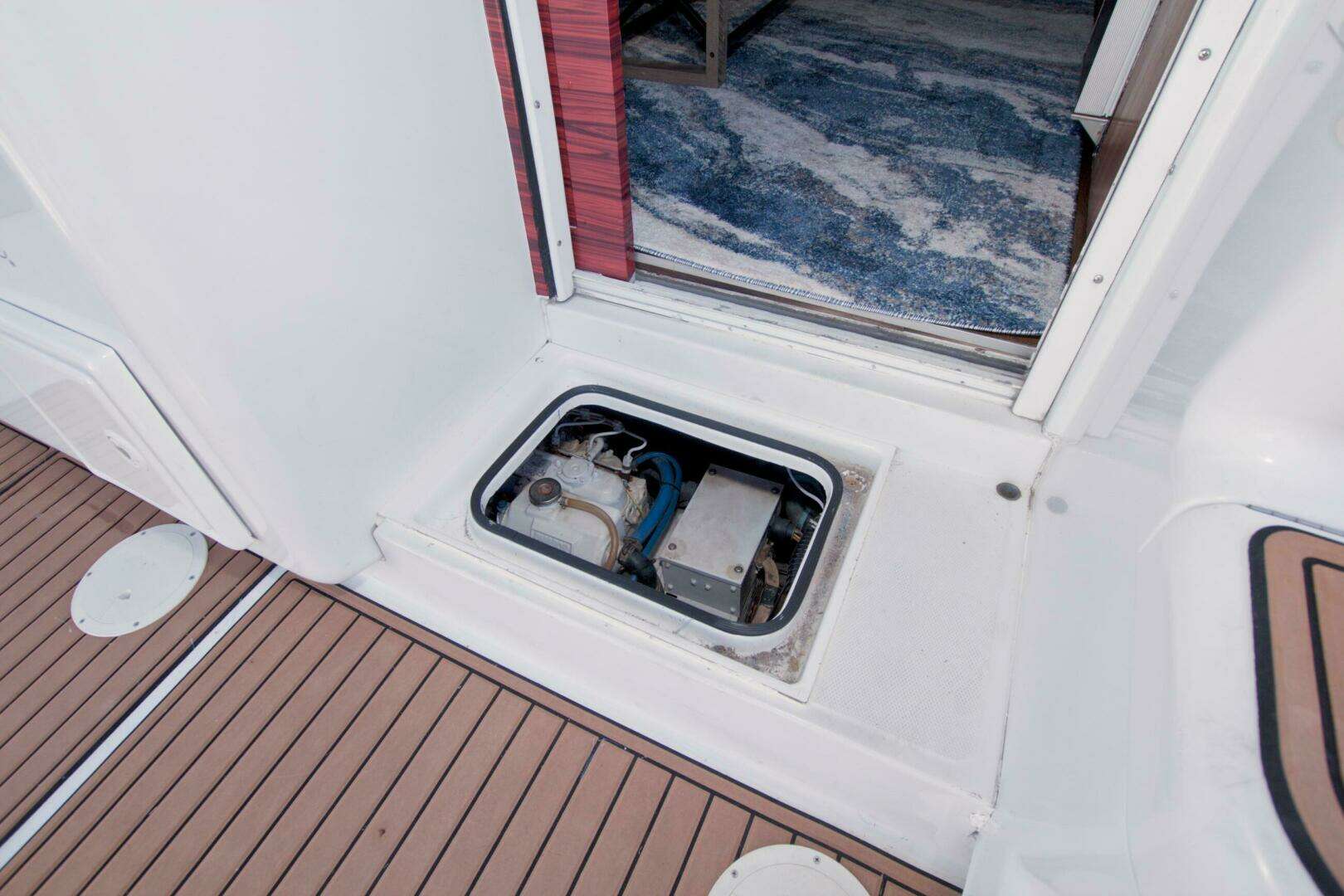 1998 Luhrs 36 Convertible - Image 72