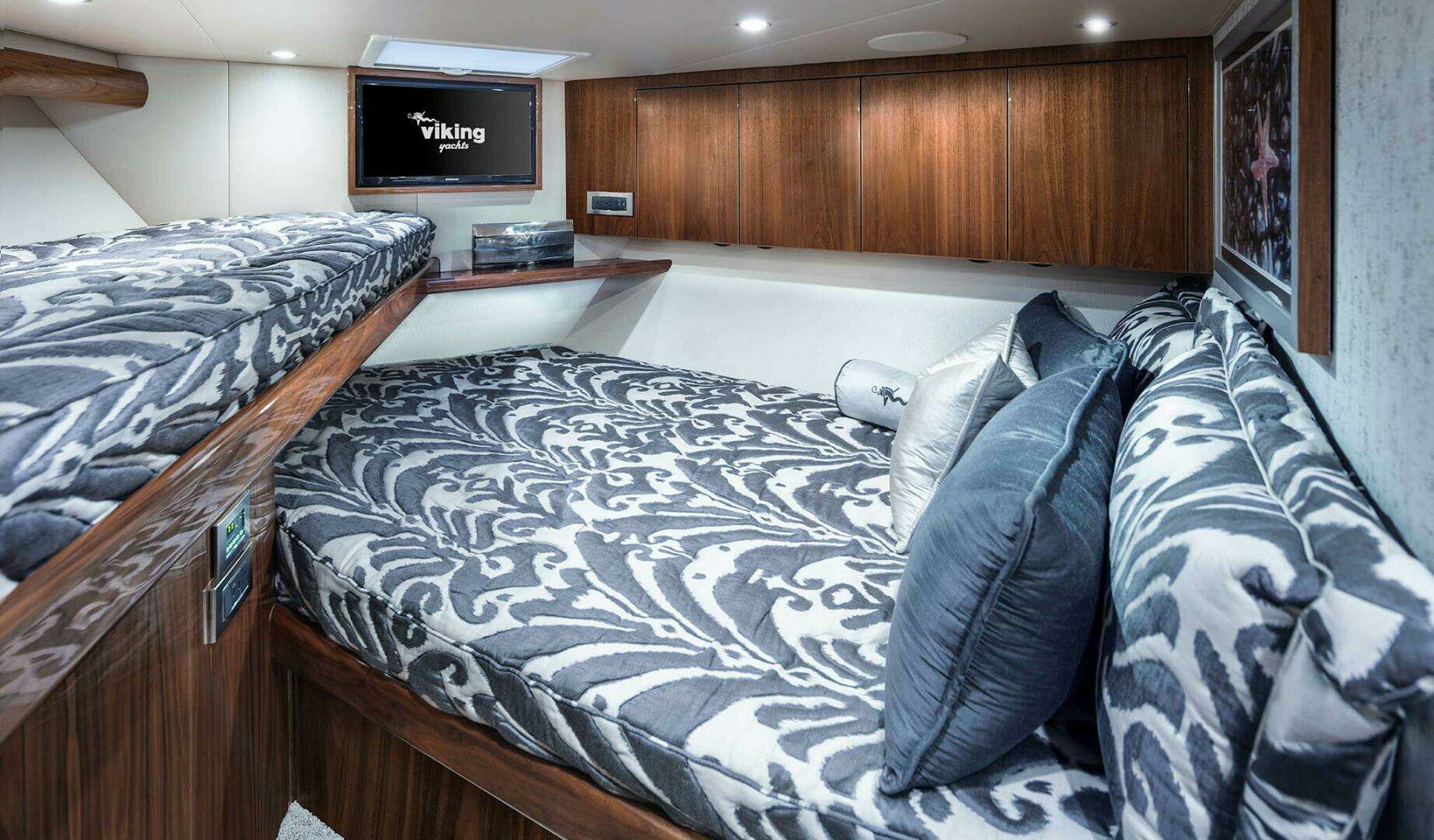 2027 Viking 58 Convertible - Image 21