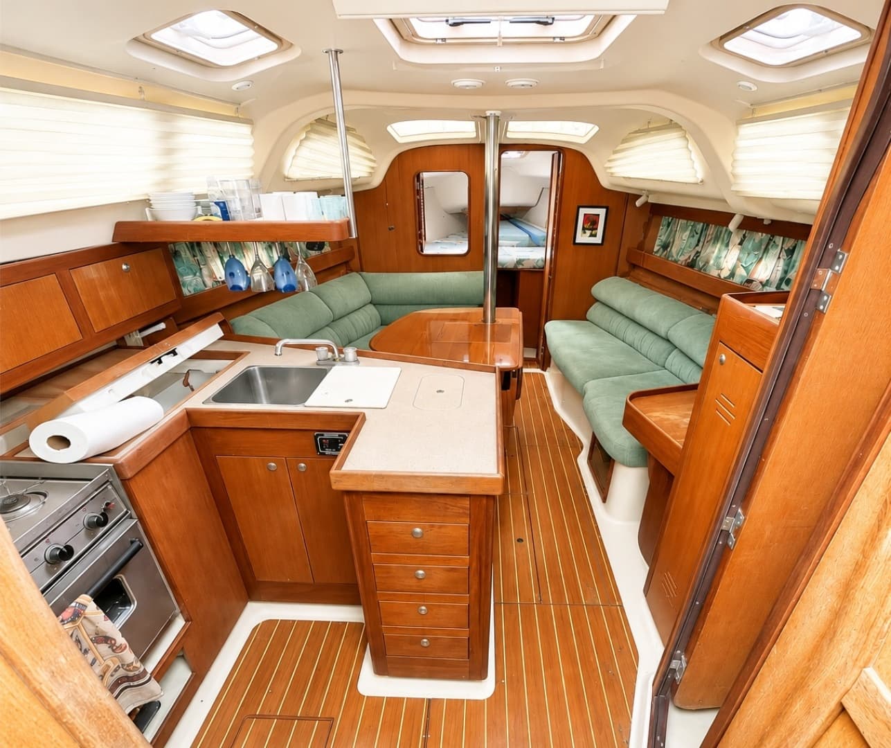 1998 Hunter 340 - Image 16
