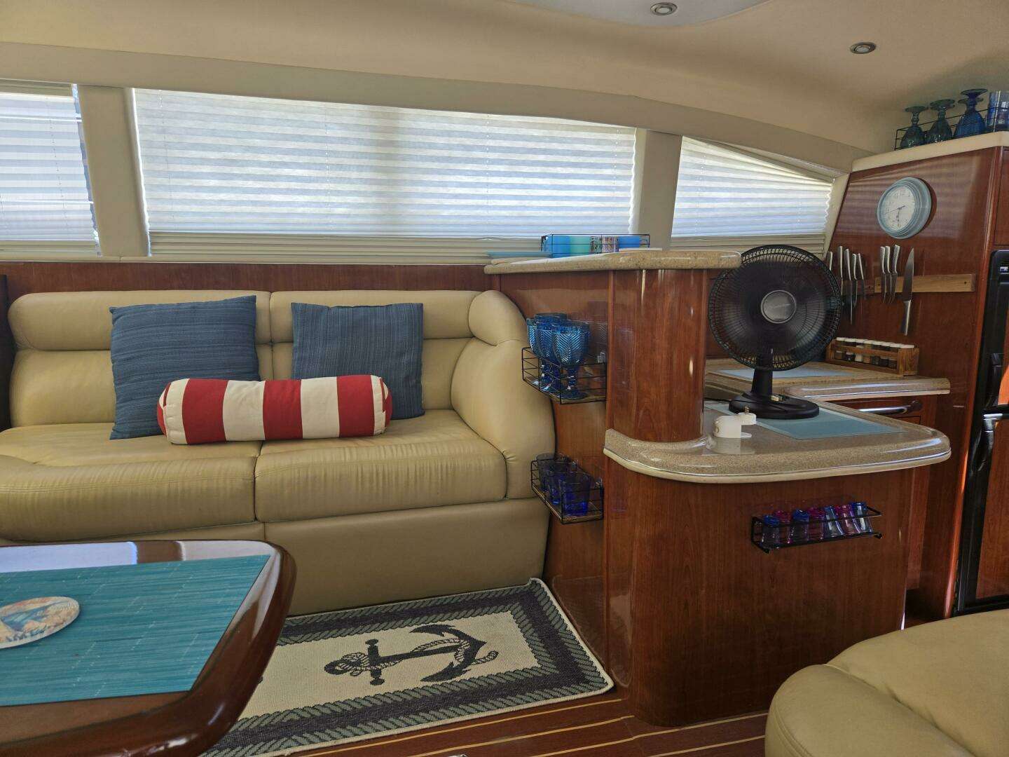 2004 Sea Ray 480 - Image 12