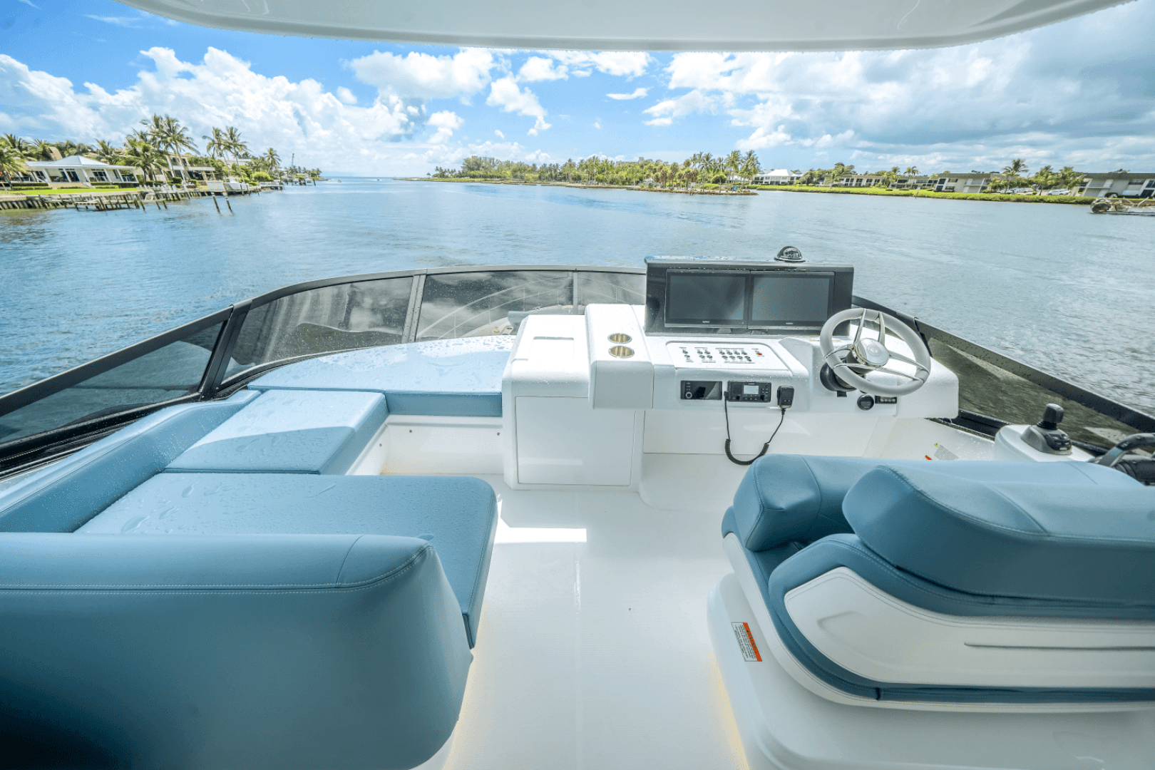2026 Cruisers Yachts 57 FLY - Image 82