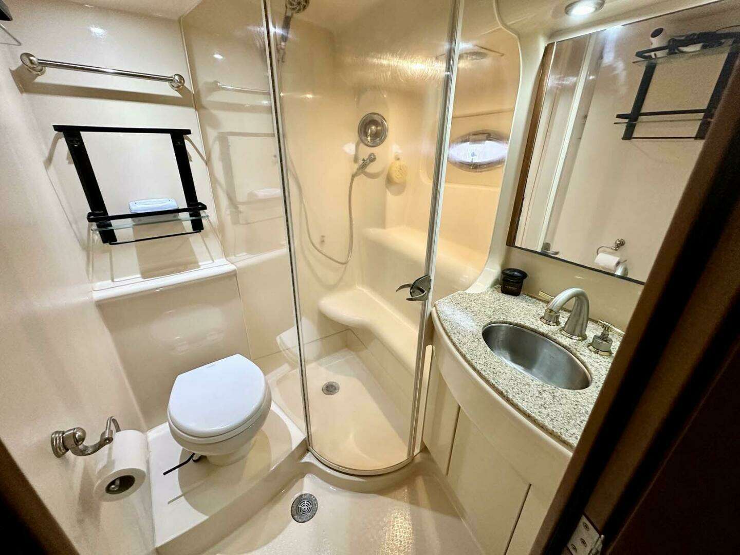 2007 Meridian 411 Sedan - Image 32