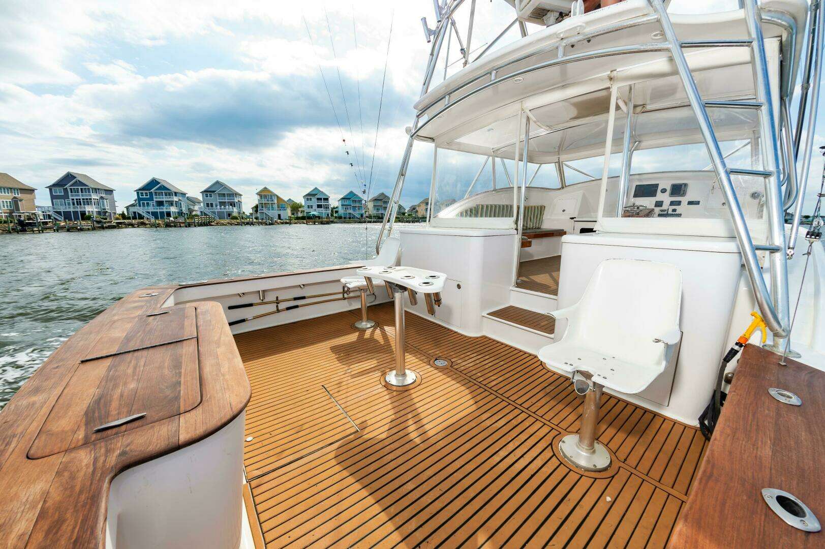 2008 Custom Carolina 42 Express - Image 10