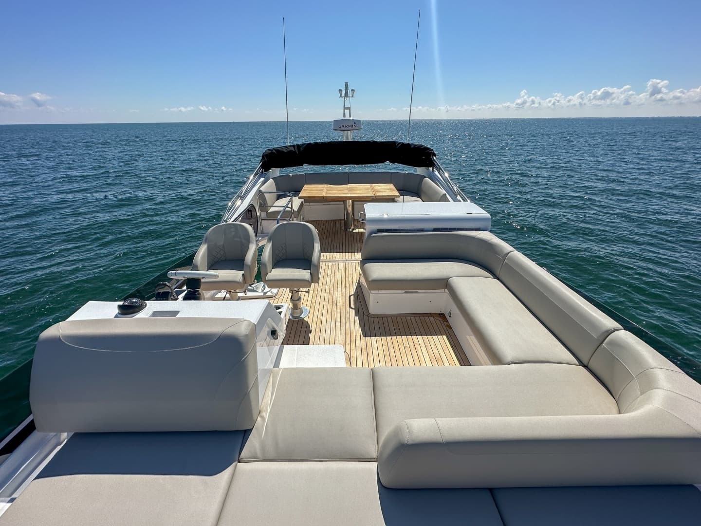 2024 Sunseeker 55 Manhattan - Image 24