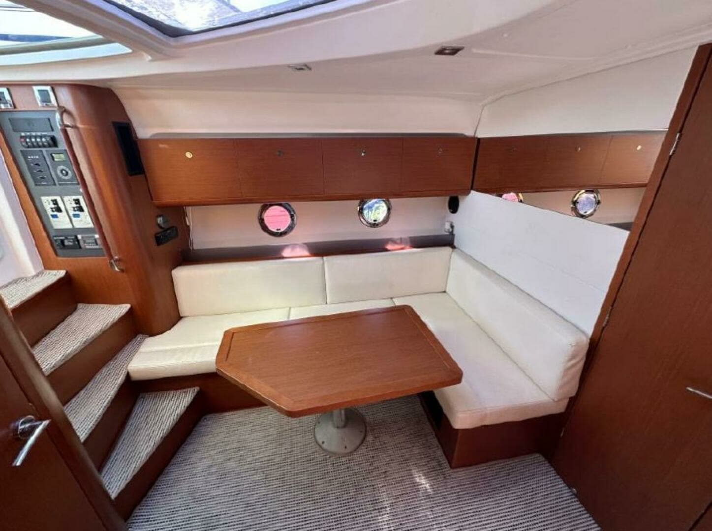2013 Beneteau Gran Turismo - Image 24