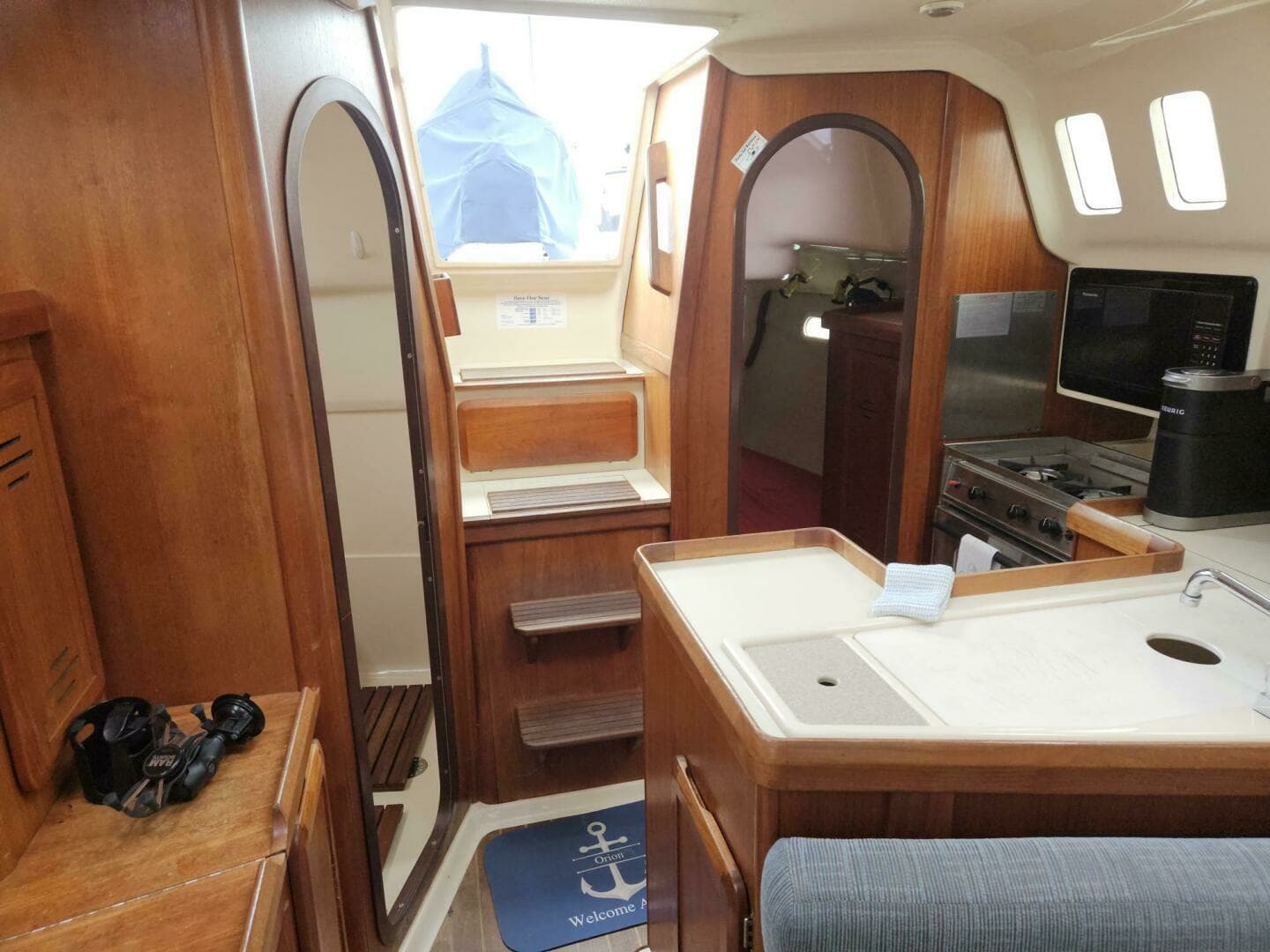 1996 Hunter 336 - Image 12