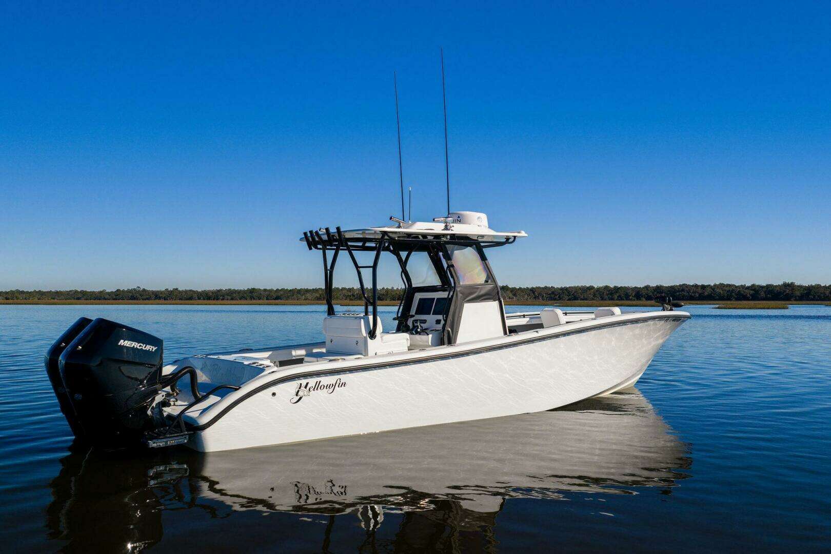 2023 Yellowfin 32 Offshore - Image 13