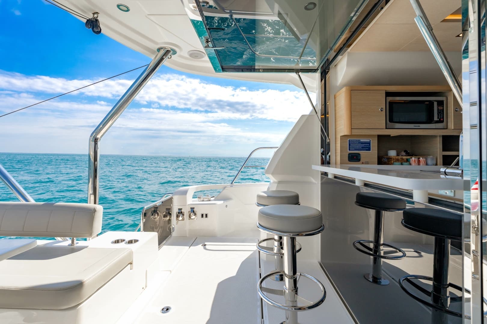 2024 Aquila 44 Yacht - Image 20