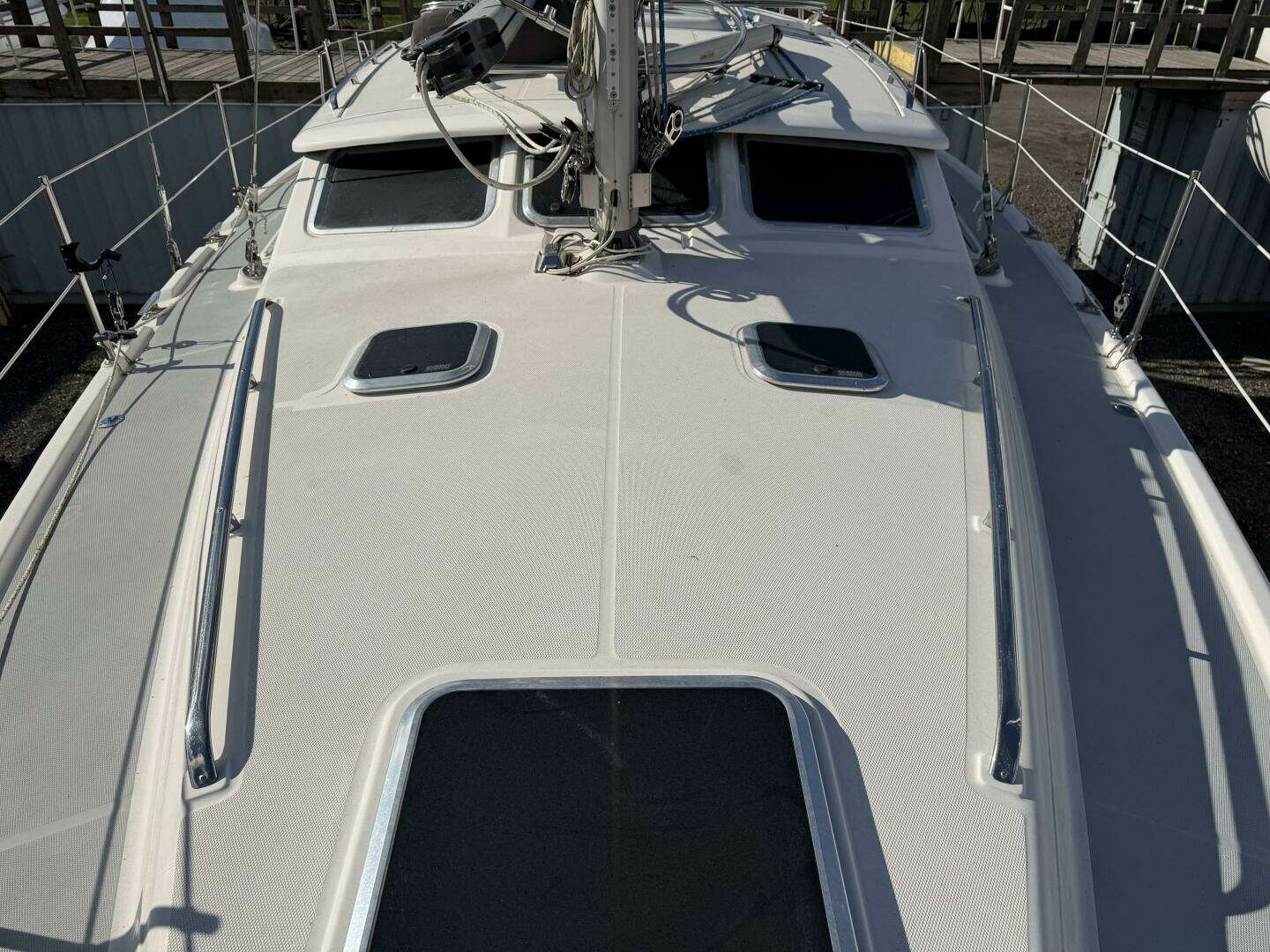 2003 Hunter — - Image 70