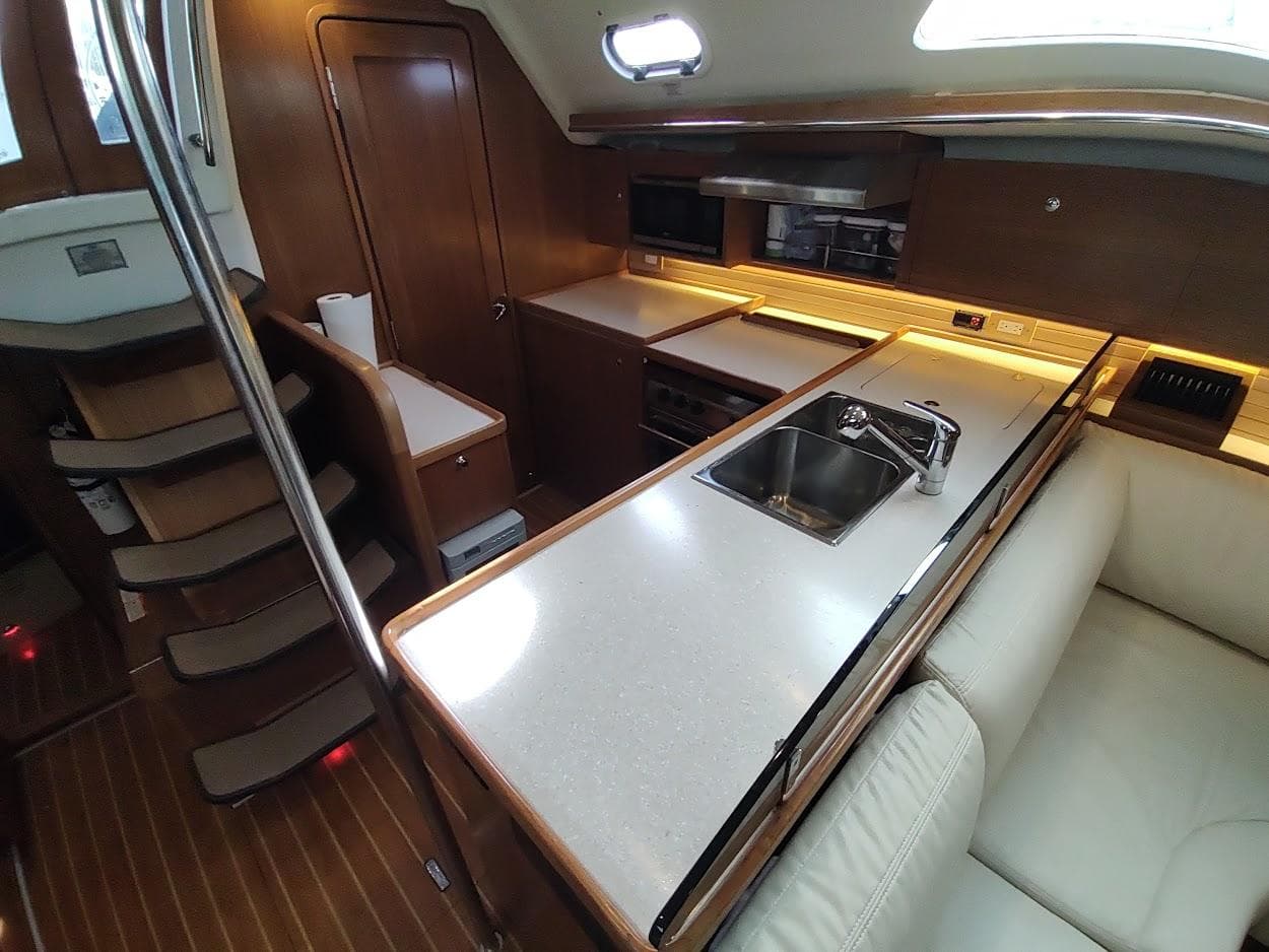 2022 Catalina 445 - 102