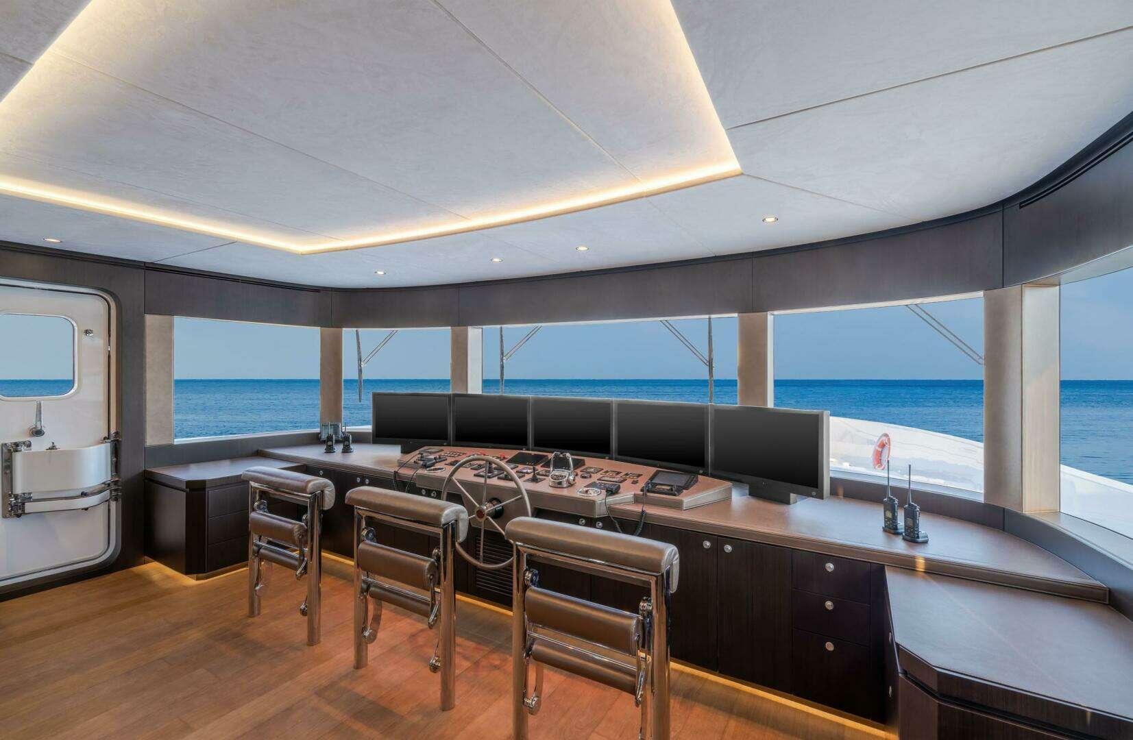 2026 Hargrave E Series Superyachts Division - Image 30