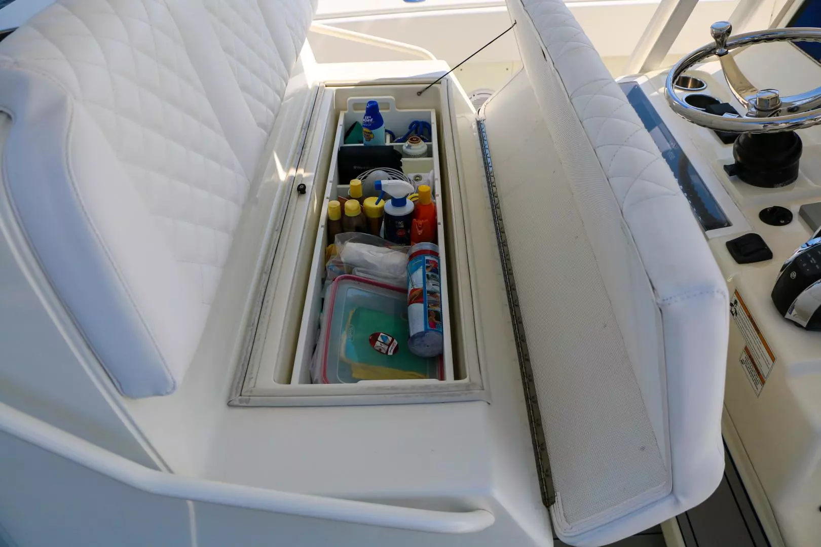 2016 SeaVee 390Z - Image 8