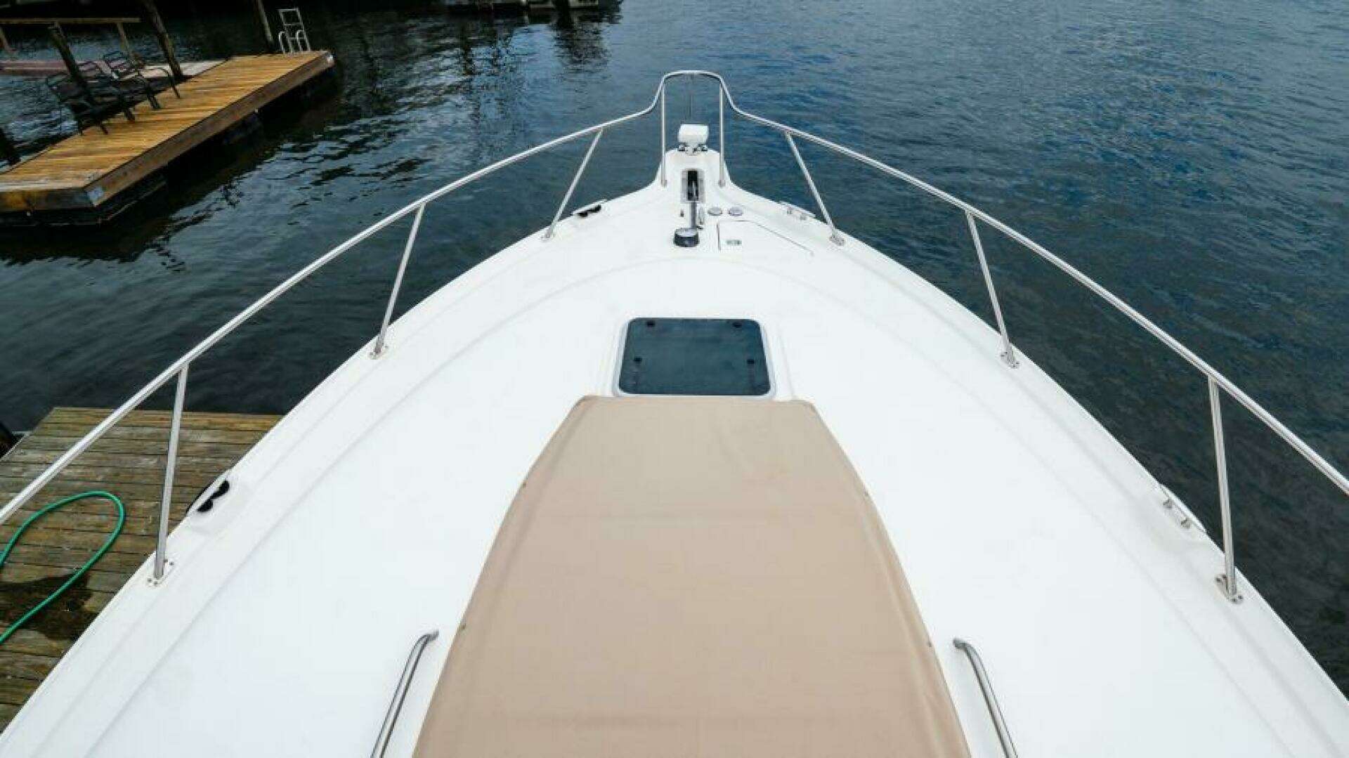 2007 Tiara Yachts 4300 Sovran - Image 5
