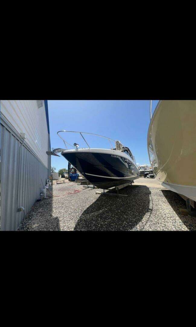 2008 Sea Ray 290 Sundancer - Image 2