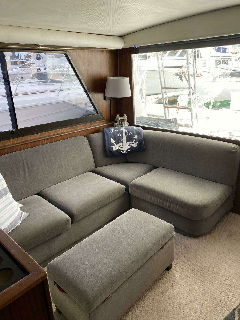 1986 Hatteras SF 52 - Image 10