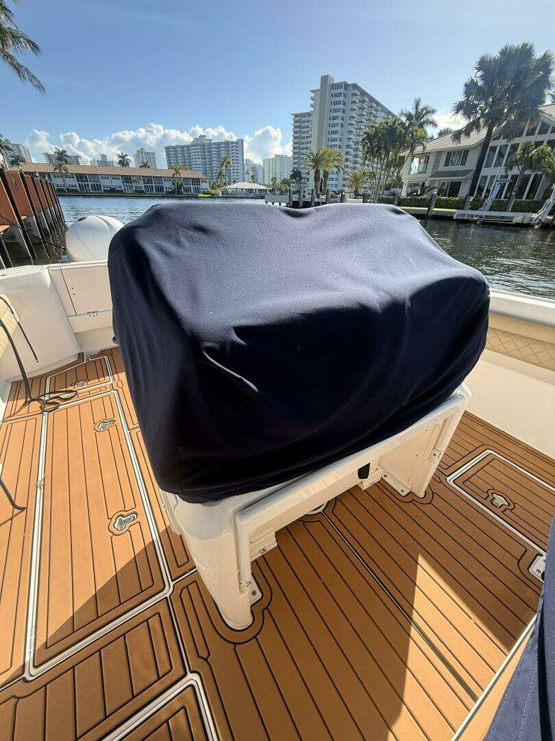 2019 Intrepid 345 Nomad FE - Image 13