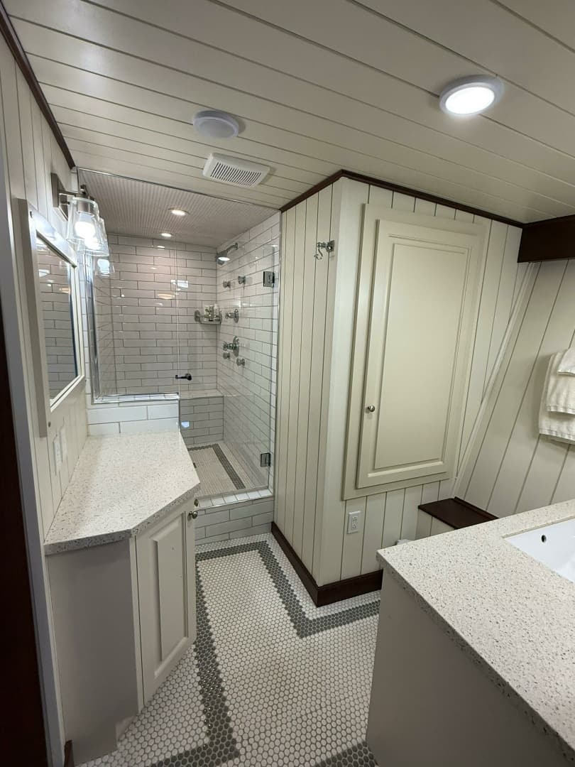 2021 Glovertown Sy — - Image 36