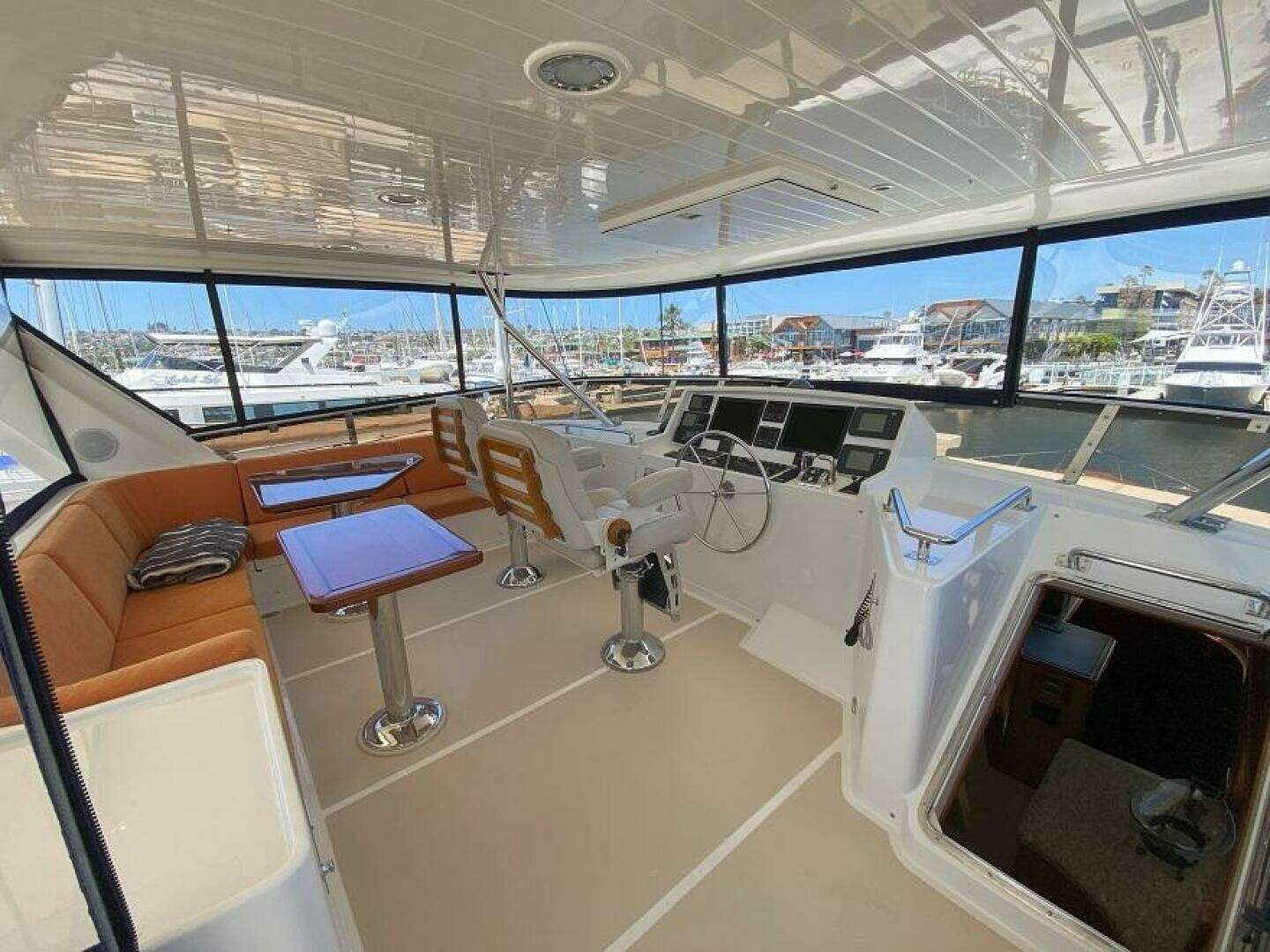 2005 Offshore Yachts — - Image 14
