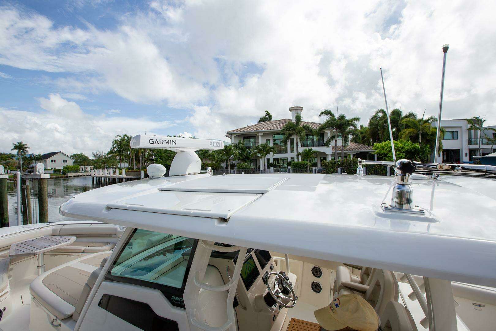 2023 Boston Whaler 380 Outrage - Image 21