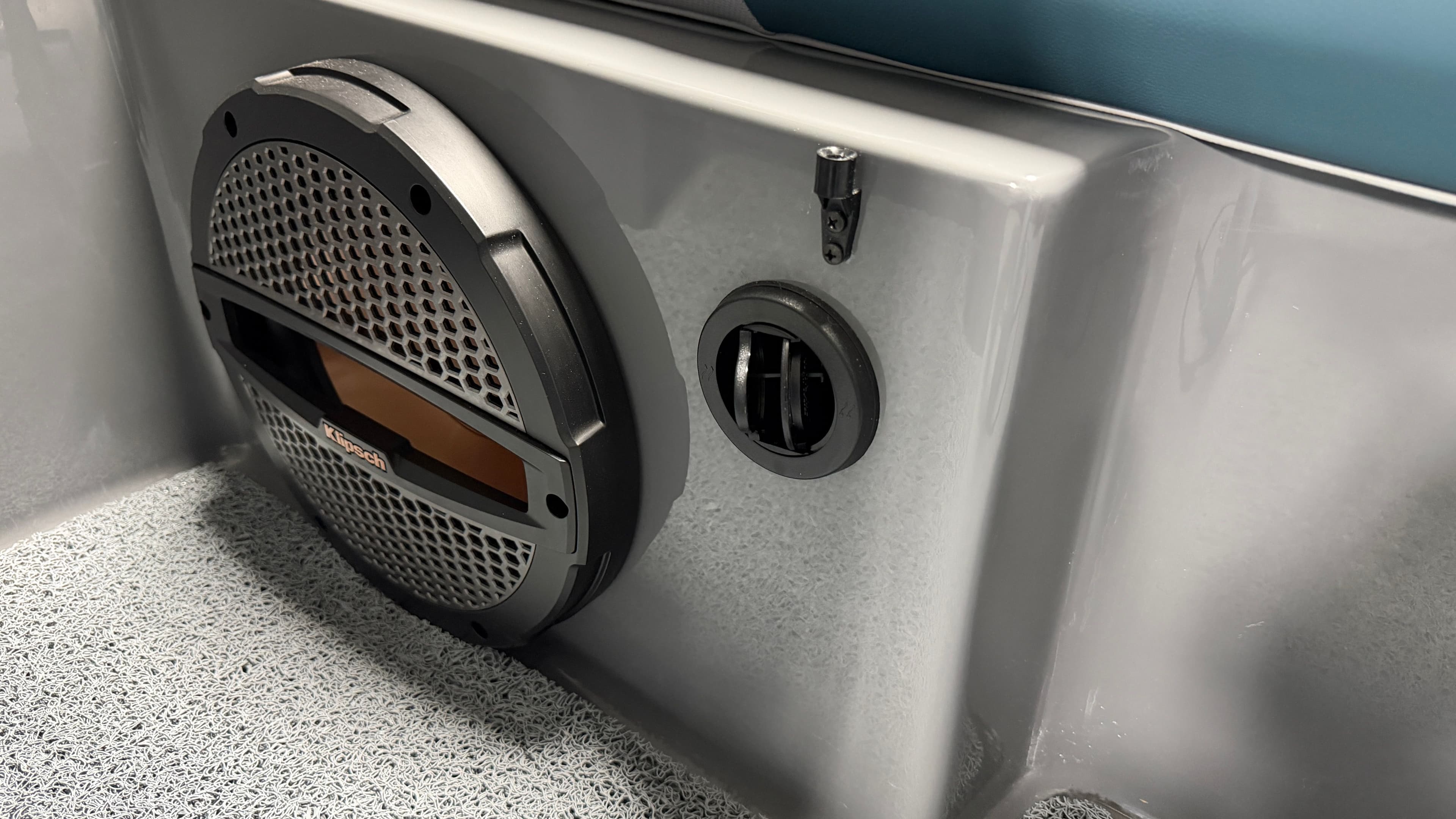 2025 MasterCraft X24 - 52