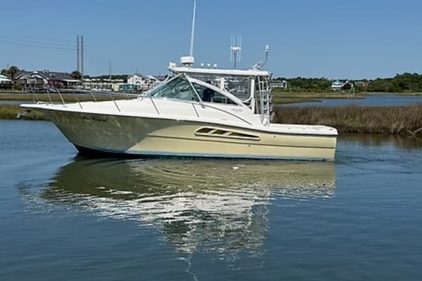 2005 Rampage 33 Express - Image 1