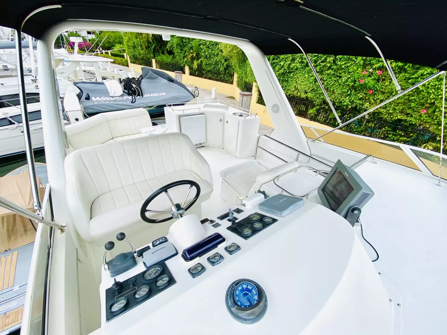 2003 Navigator 5700 Rival - Image 90