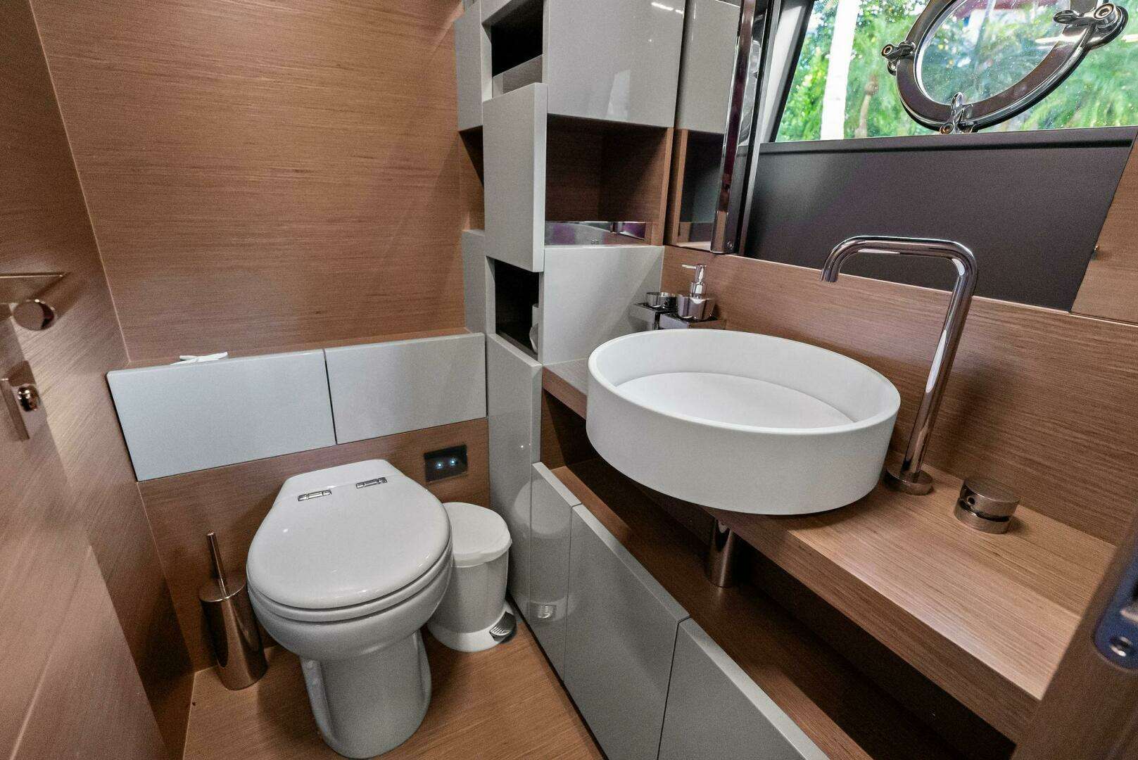 2019 Ferretti Yachts 780 - Image 49