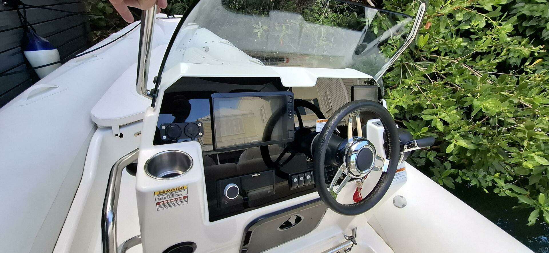 2025 Zodiac Medline 7.5 GT - Image 11
