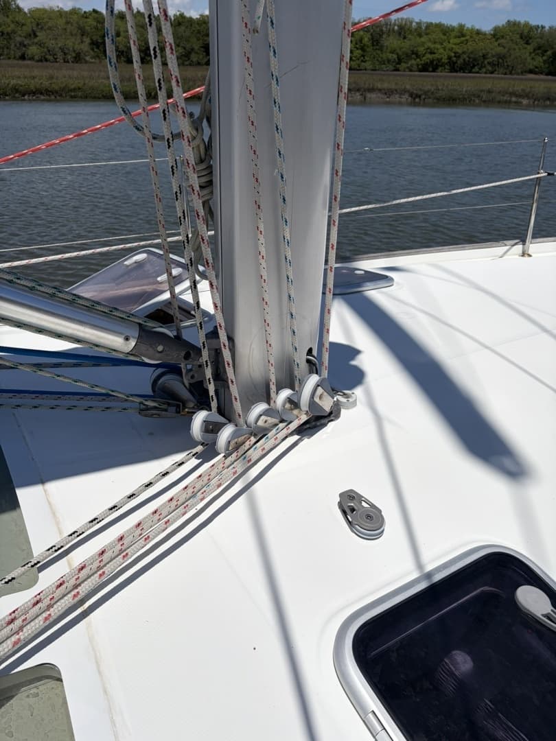 2006 Beneteau 423 - Image 60