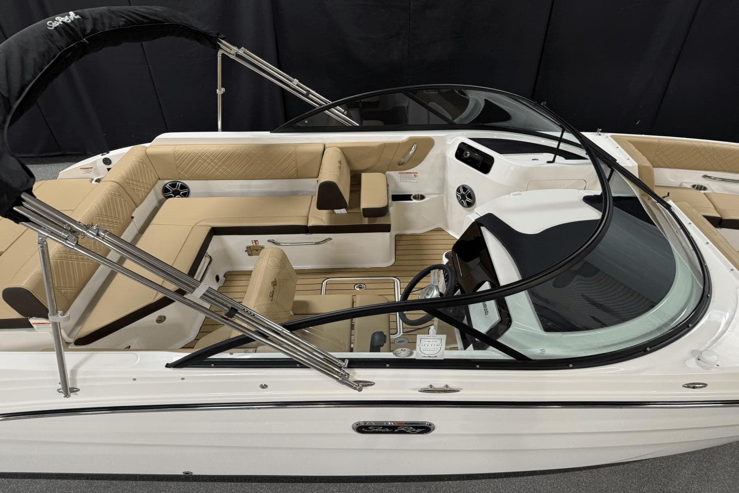 2026 Sea Ray SDX 230 Outboard - 7