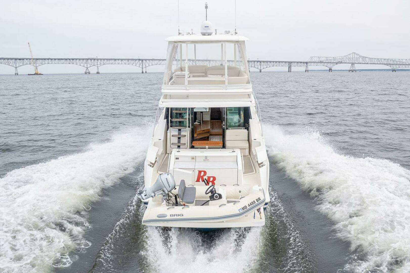 2021 Tiara Yachts 4400 Flybridge - Image 7