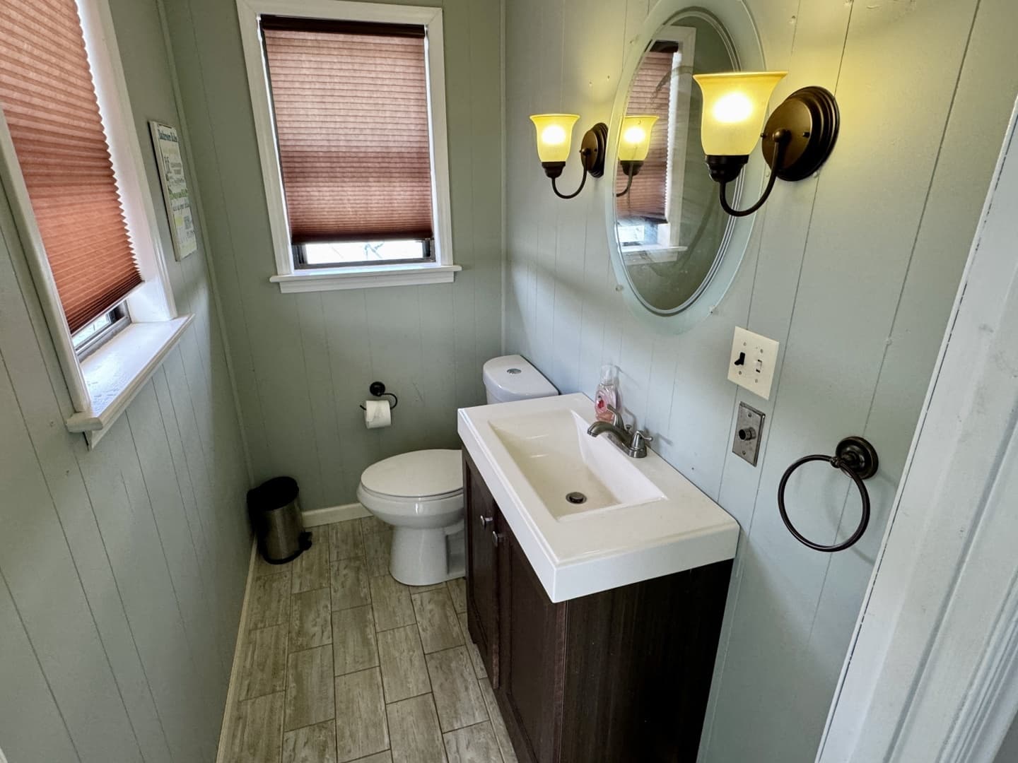 1978 Custom 18 x 24 Off-Grid Floating Cabin Approx 385sqft - Image 42