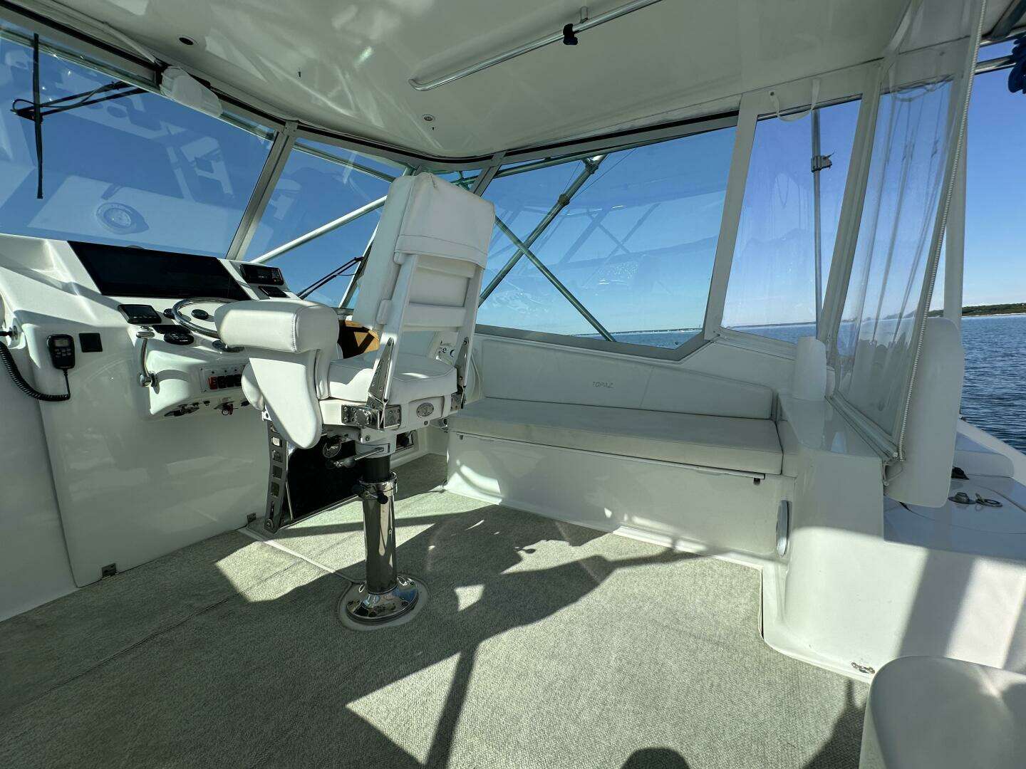 2007 Topaz 40 Express - Image 29