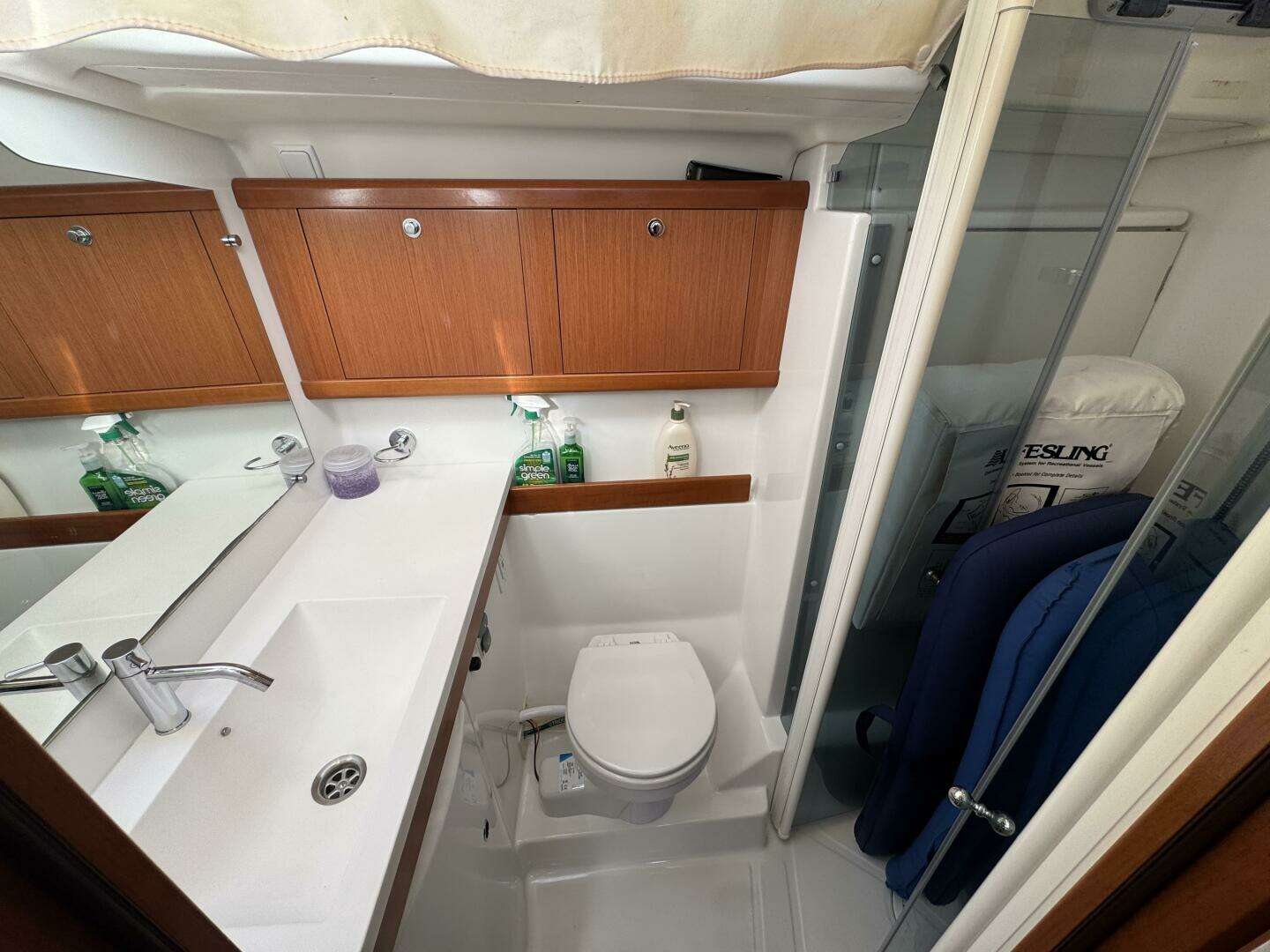 2009 Beneteau 49 - Image 15