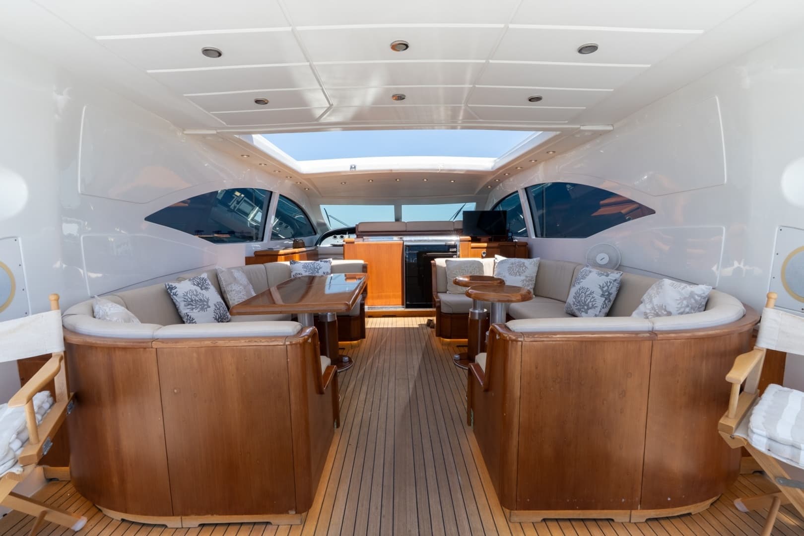 2004 Mangusta 72 - Image 16