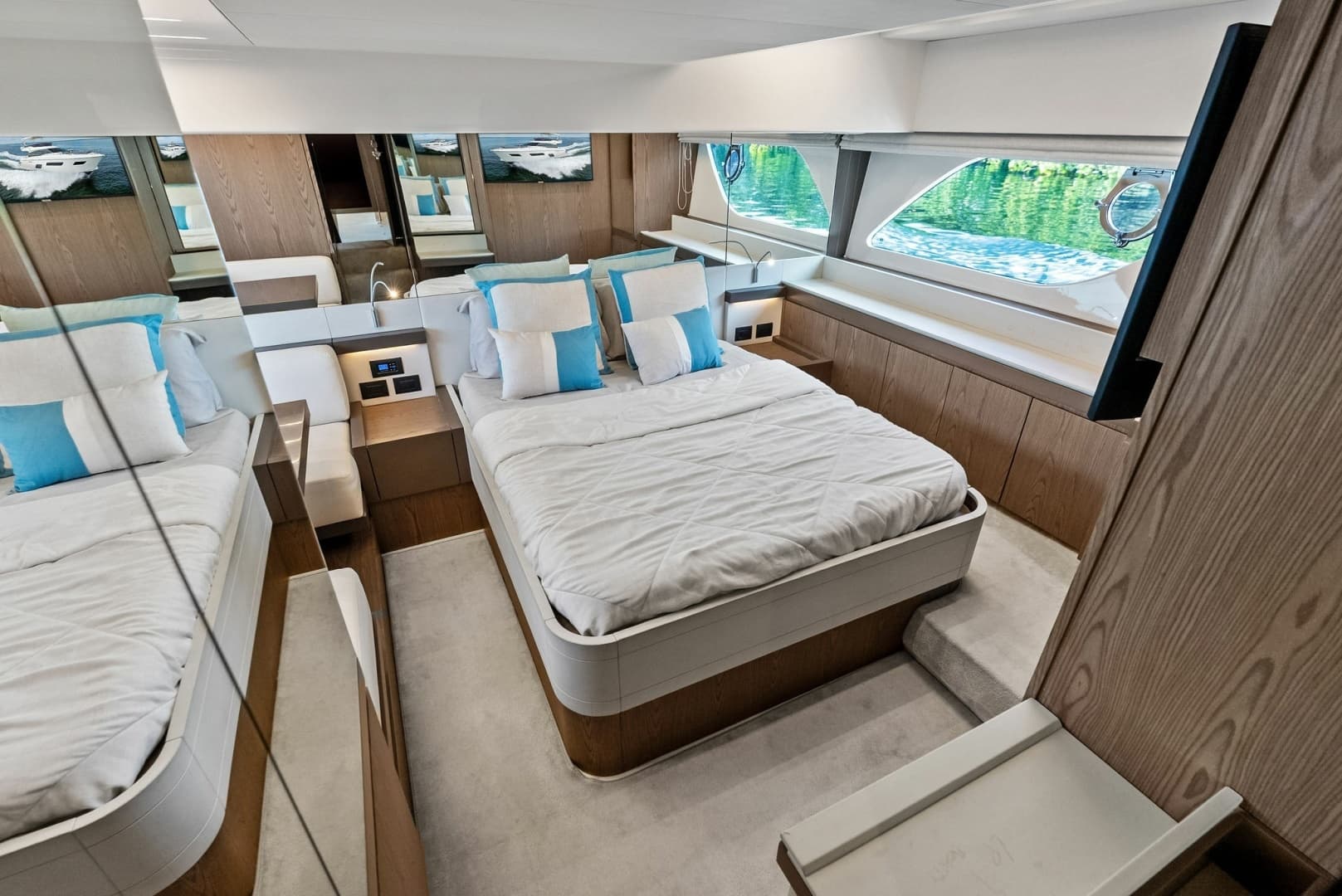 2018 Ferretti Yachts 800 - Image 53