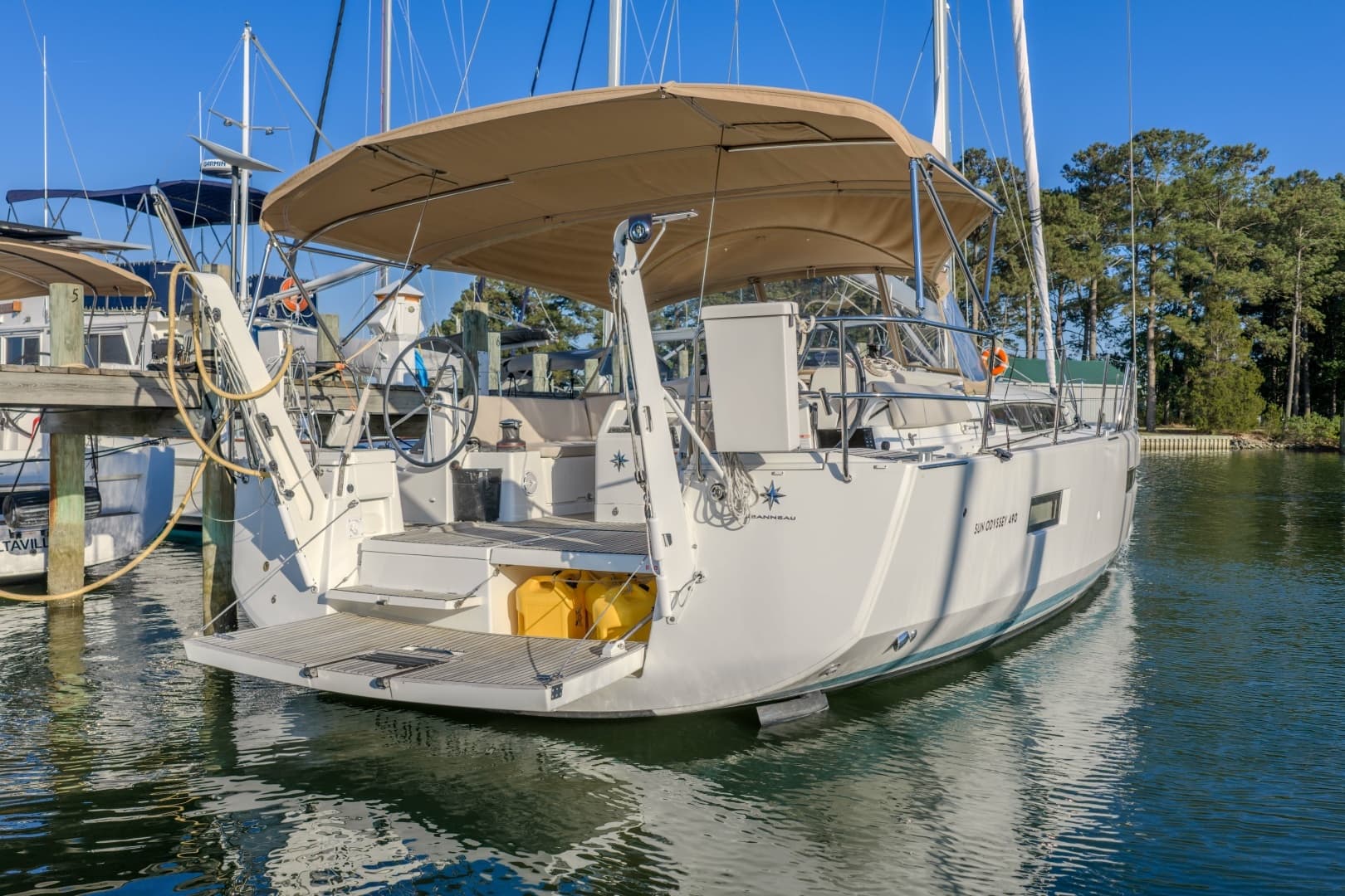 2019 Jeanneau Sun Odyssey 490 - Image 9