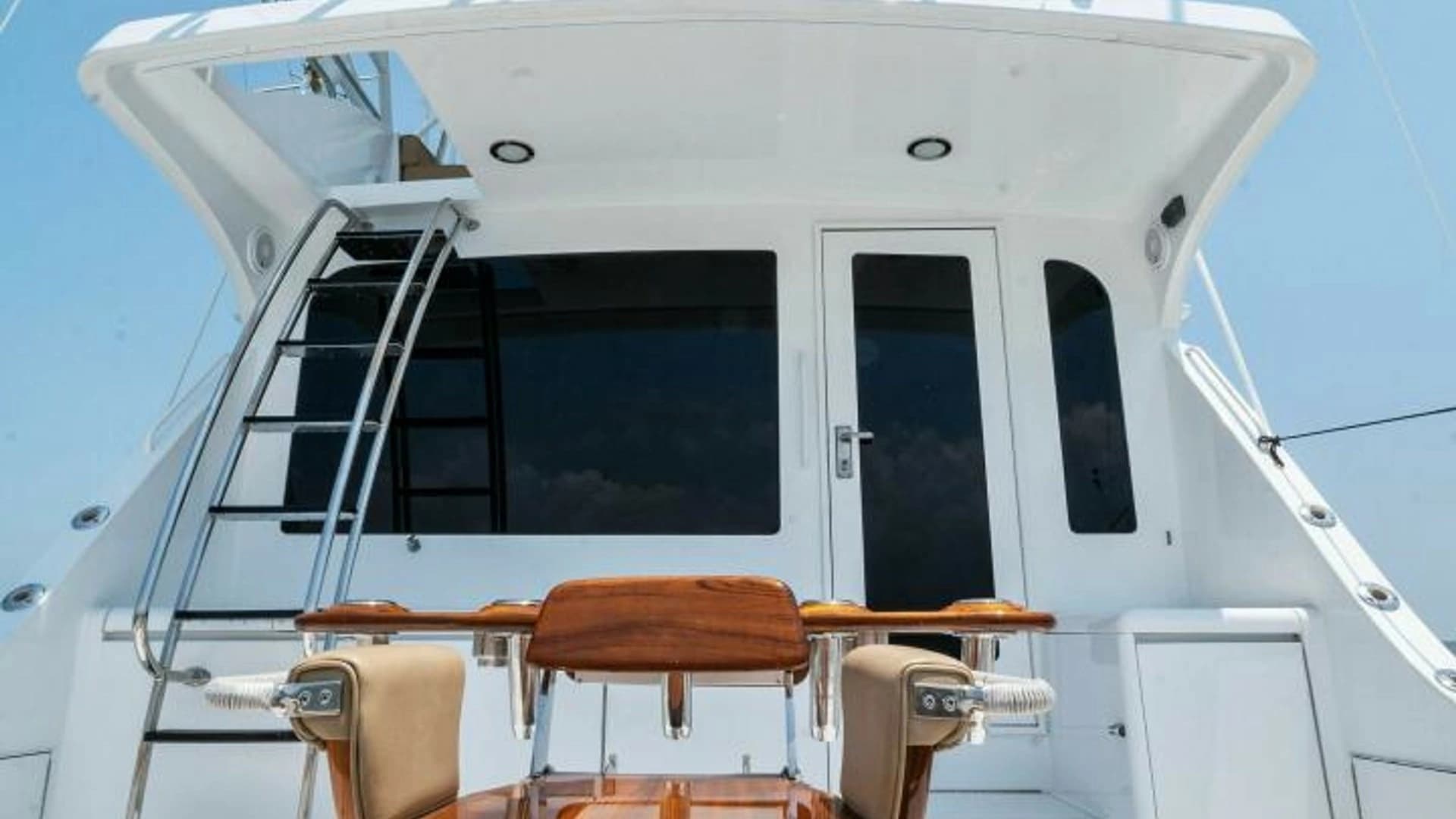 2003 Hatteras 54 Convertible - Image 39