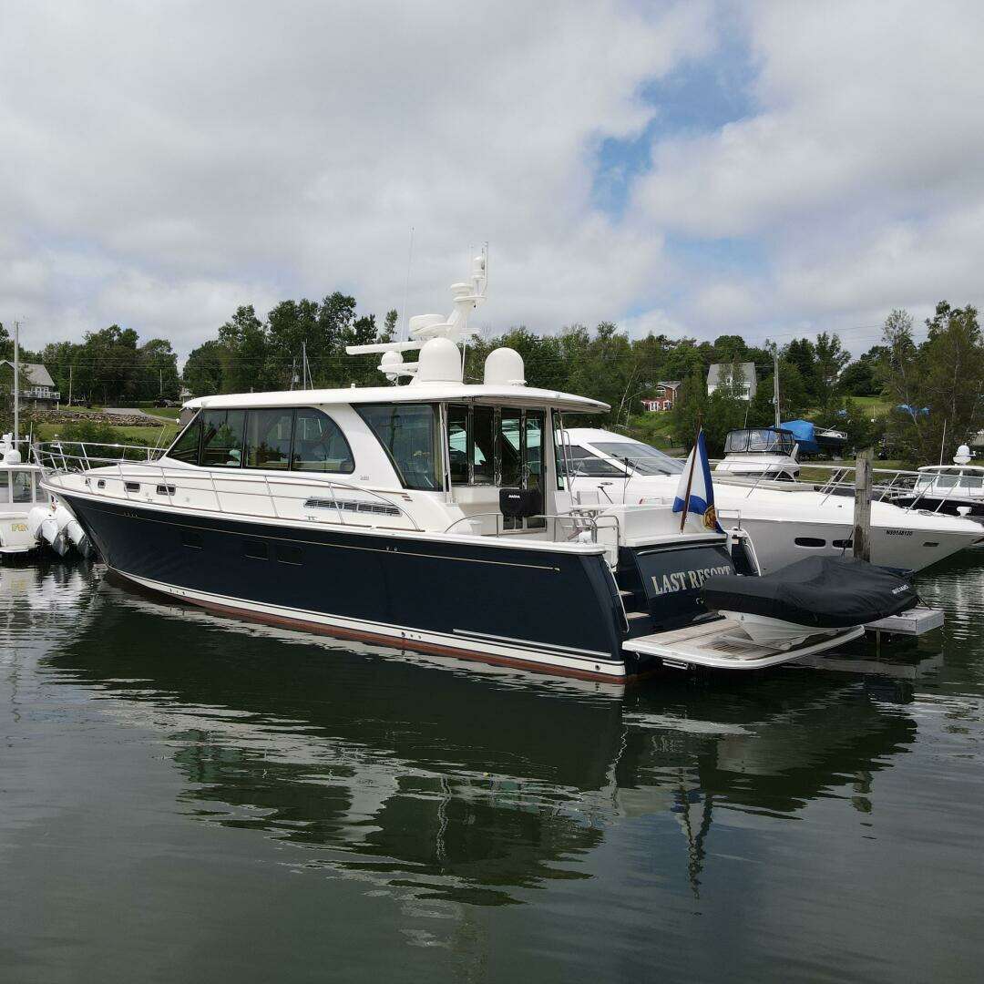 2021 Sabre 58 Salon Express - Image 3
