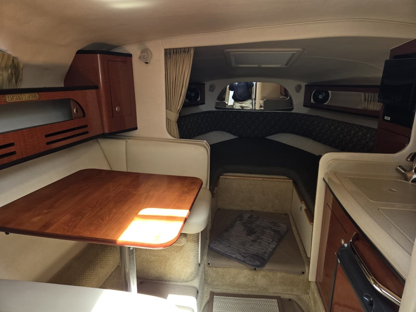 2005 Sea Ray 280 Sundancer - Image 11