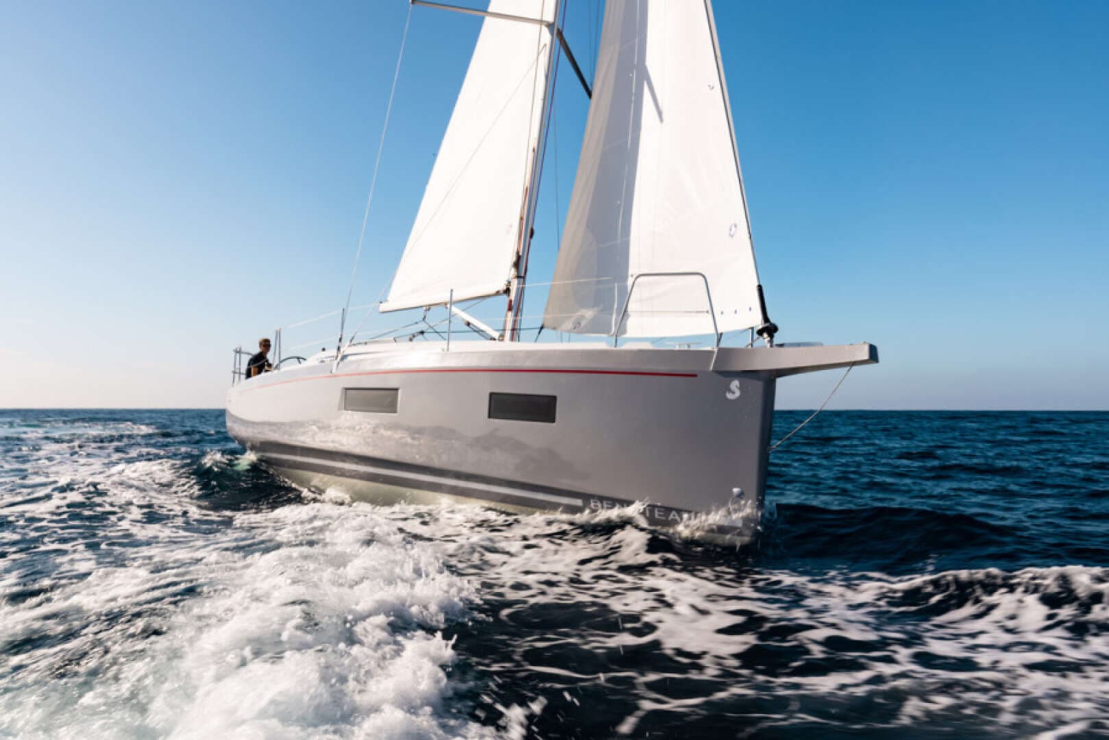 2026 Beneteau Oceanis 34.1 ELECTRIC - Image 11