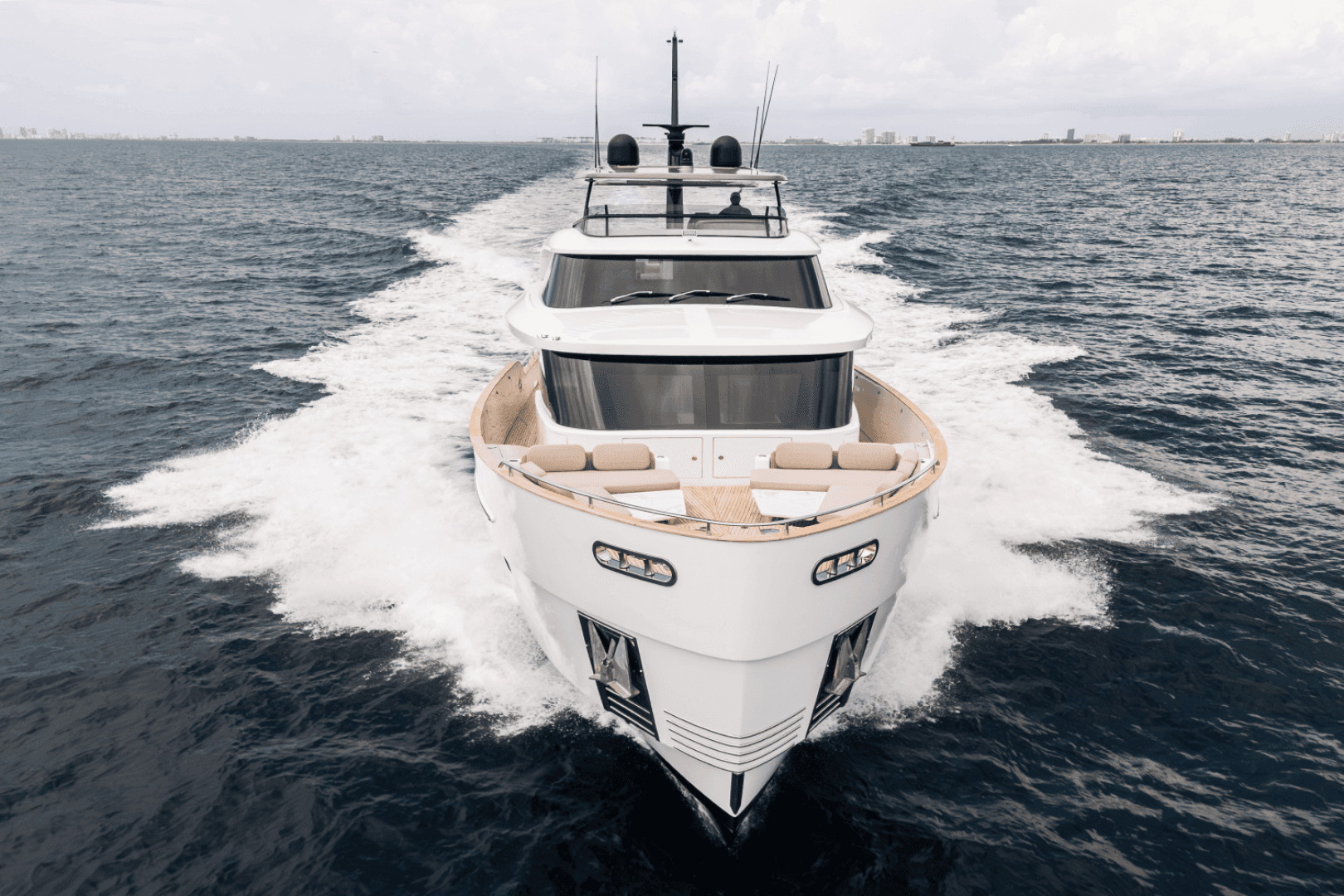 2026 Azimut Magellano 25M - Image 2