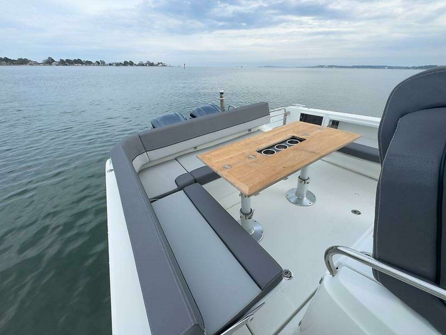 2023 Jeanneau 9.0 CC - Image 15