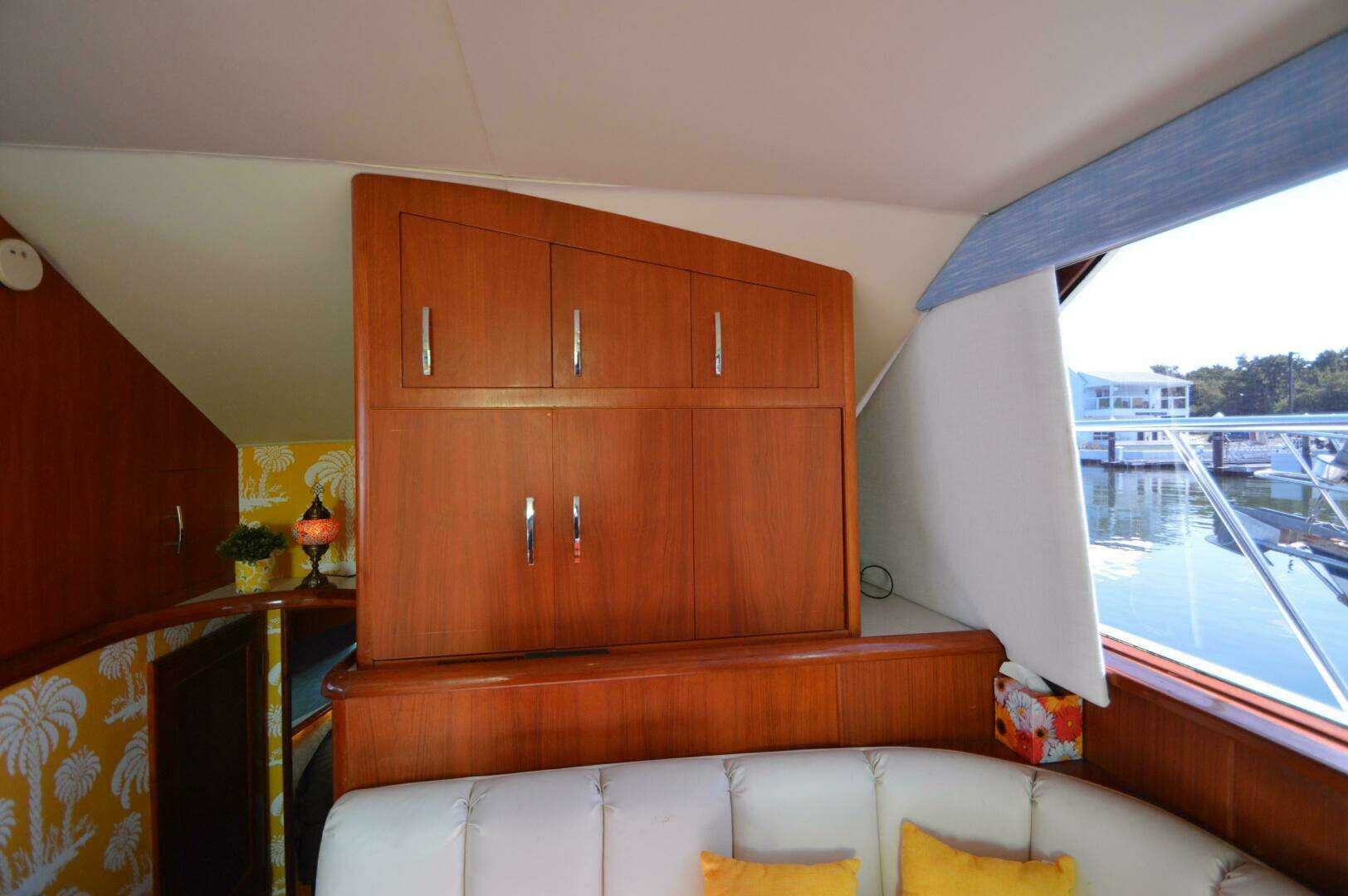 1995 Ocean 48 Cockpit Motor Yacht - Image 25